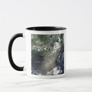 Satellitenansicht der Streifen und der Bänder des Tasse