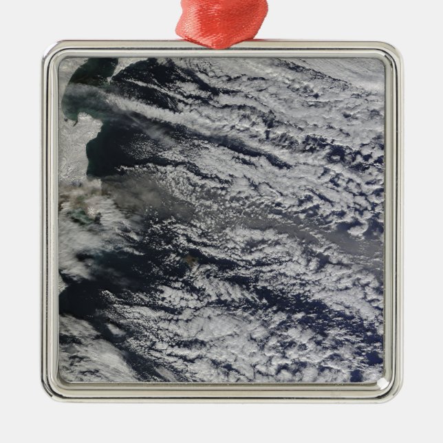 Satellitenansicht einer Aschenwolke 3 Ornament Aus Metall (Vorne)