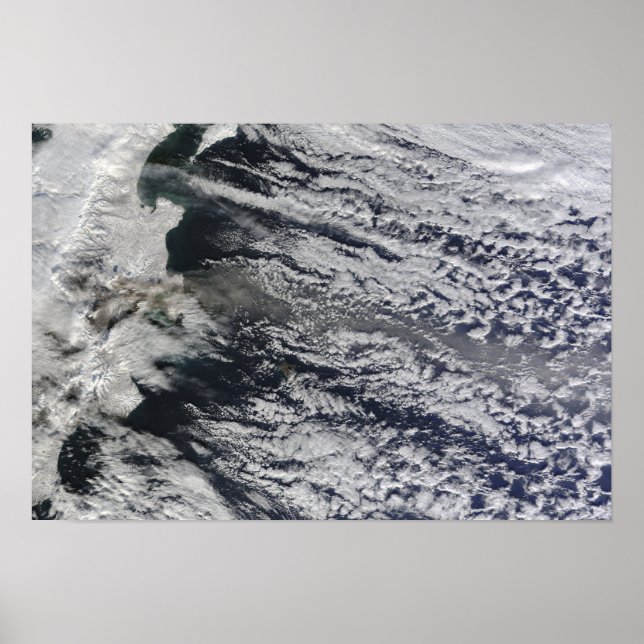 Satellitenansicht einer Aschenwolke Poster (Vorne)