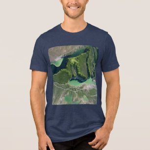 Satellitenblick auf das T-Shirt Alpine Falls Tri-Blend Shirt