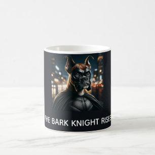 Satirisch der Bark Knight erhebt Boxer Superherd Kaffeetasse