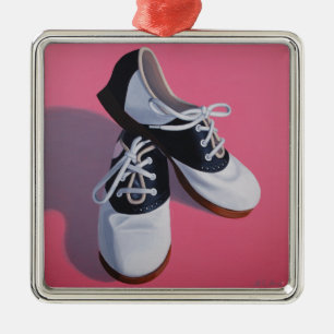 Sattel-Schuh-Kunst Silbernes Ornament