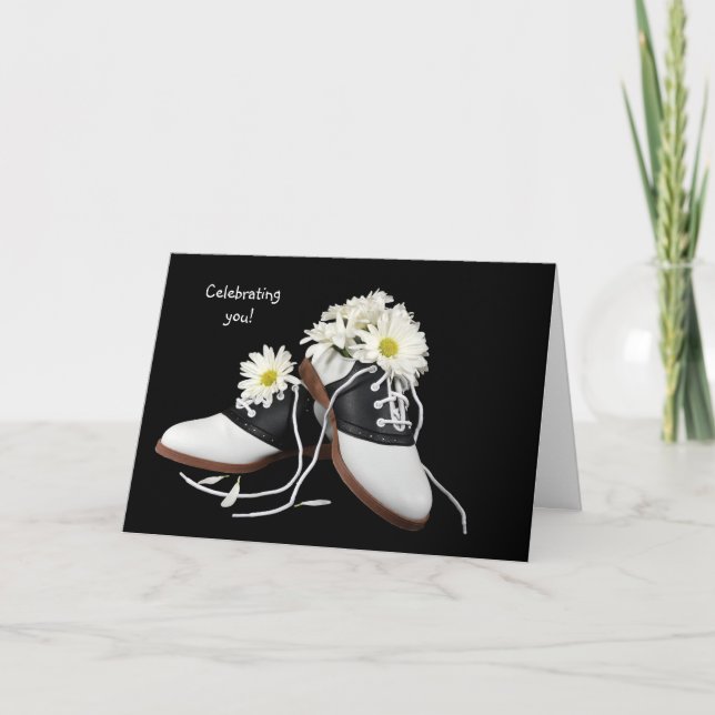 Sattelschuhe und Daisy zum Geburtstag Karte (Vorderseite)