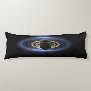 Saturn verdeckt die Sonne vom Cassini Orbiter aus  Seitenschläferkissen