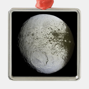 Saturns Mond Iapetus 2 Ornament Aus Metall