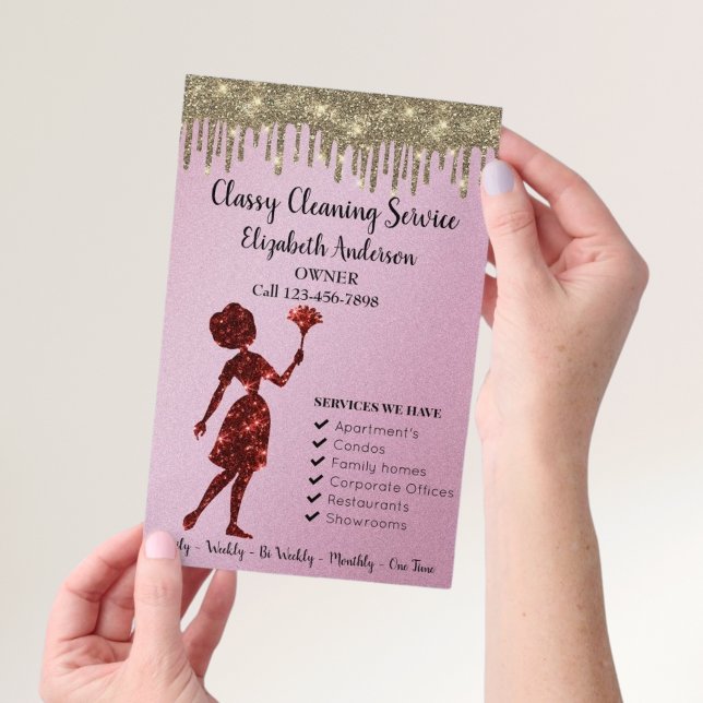 Saubere Rose-Logo-Reinigungsdienste Moderne Flyer (Von Creator hochgeladen)