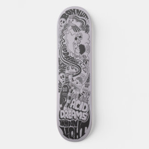 Saubere Träume beim Mondlicht Skateboard