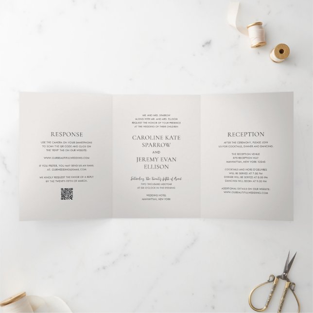 Sauberer neutraler QR-Code Elegante Hochzeit Dreifach Gefaltete Einladung (Innenseite)