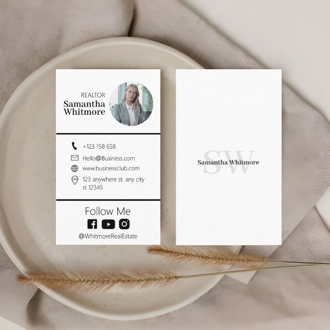Sauberes Minimal Realtor Berufliches Real Anwesen Visitenkarte (Von Creator hochgeladen)