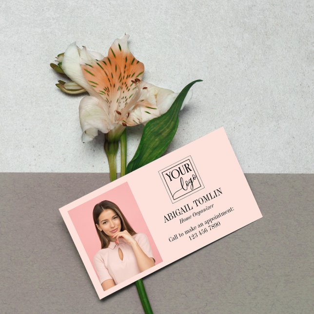 Sauberes Rosa-Logo und persönliches Foto Visitenkarte (Von Creator hochgeladen)