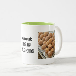 Sauce GIve up sur les aliments à trous Mug
