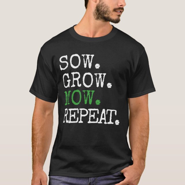 Sauen Grow Mow Wiederholung Funny Lawnmäher Lover T-Shirt (Vorderseite)