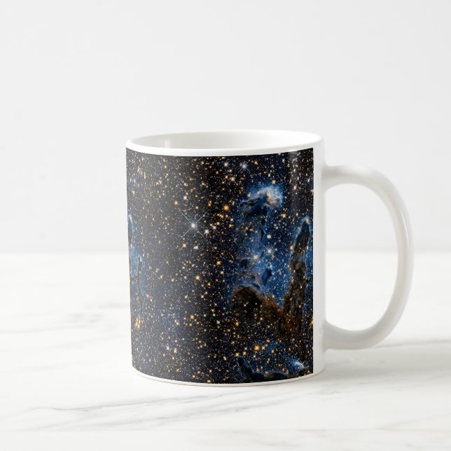 Säulen des Schöpfungsadlernebels in der Nähe von I Kaffeetasse (Rechts)