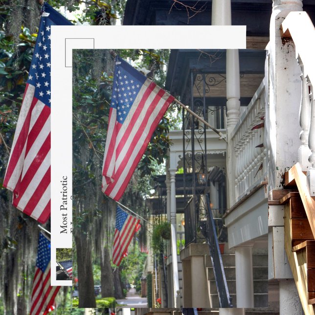 Savannah GA Patriotic Flags Jones St Fotografisch Postkarte (Von Creator hochgeladen)