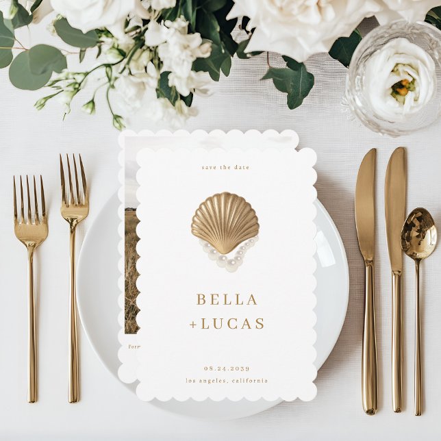 Save The Date Coquille d'or et perles Code QR Mariage côtier (Créateur téléchargé)