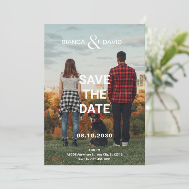 Save The Date Couple et animal de compagnie photo de mariage mod (Debout devant)