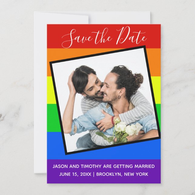 Save The Date Couple Gay Pride Photo Personnalisé Gras (Devant)