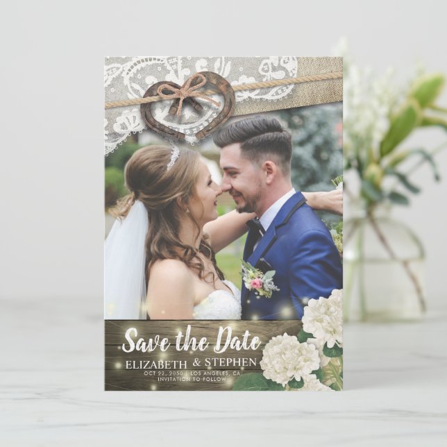 Save The Date Couple Horseshoe Hydrangea Mariage Date de sauvega (Debout devant)