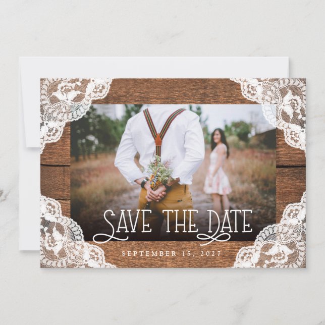 Save The Date Dentelle et lumières en bois rustique Enregistrer  (Devant)