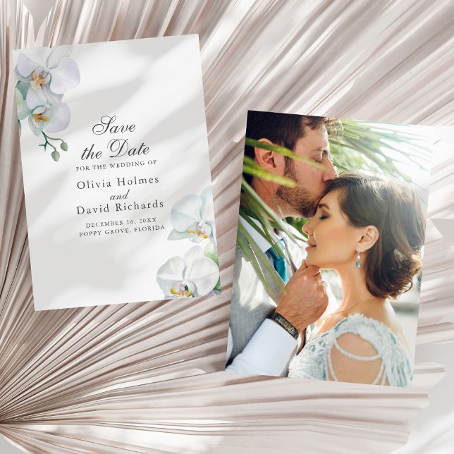 Save The Date Elégant Blanc Orhides Photo Wedding Enregistrer la (Elegant White Orhids Photo Wedding Save the Date on a sunny white dry palm leaf.)