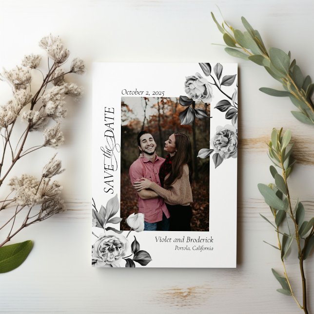 Save The Date Élégant Fleurs Noir & Blanc Photo Enregistrer La D (Créateur téléchargé)