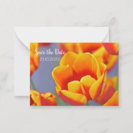 Save the Date elegant Gelb und Rot Mitteilungskarte