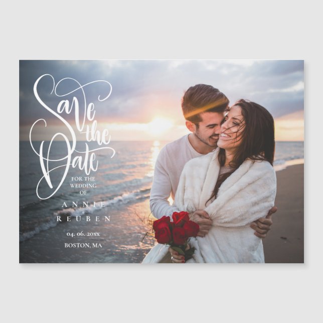 Save the Date Elegantes Script-Foto Magneteinladung (Vorderseite)