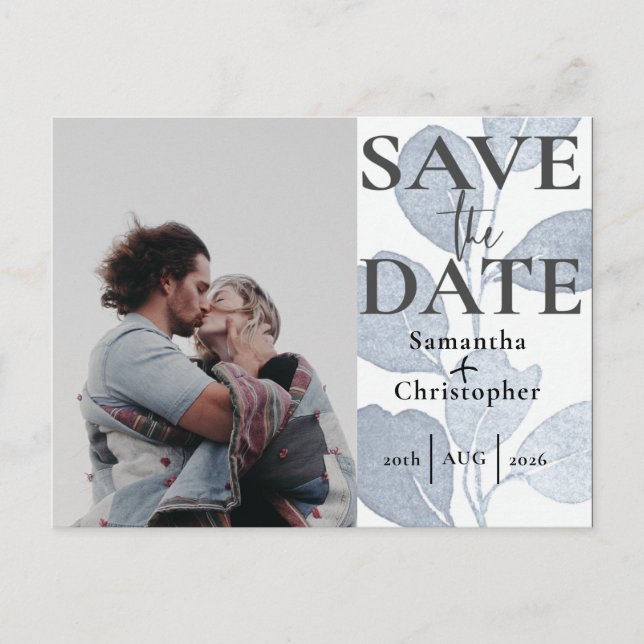 Save the Date Eucalyptus Dusty Blue Foto Wedding Ankündigungspostkarte (Vorderseite)