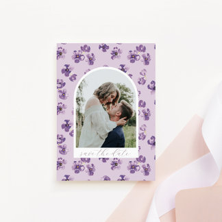 Save The Date Fleurs Violettes Écriture Romantique Arche Photo