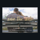 Save the Date Foto Card Gold Foil Hipster<br><div class="desc">Eine angesagte und moderne Save the Date Fotokarte mit einzigartigen Buchstaben in metallischer Goldfolie, um Ihr LieblingsFoto zu ergänzen und Ihre Gäste Save the Date zu informieren! Foto © Emily Gilbert Fotografy</div>