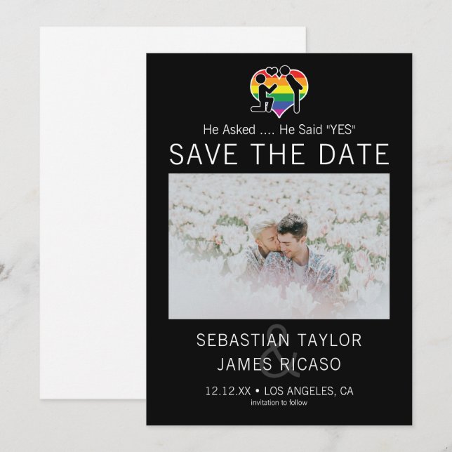 Save the Date Gay He sagte Ja Personalisiert Foto Ankündigung (Vorne/Hinten)