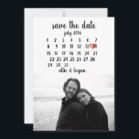 Save the Date Kalender<br><div class="desc">Diese einfache Hochzeit speichern Sie das Datum Vorlage verfügt über ein sauberes,  modernes Design. Passen Sie es mit Ihren Informationen an und machen Sie es einzigartig! Ich biete dieses Design als Postkarte an. Klicken Sie zum Verschieben des Herzens auf Personalisieren > Nach unten scrollen > auf "Weiter anpassen".</div>