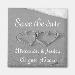 Save the date magnet | Drawn hearts in beach sand