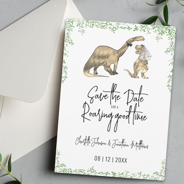 Save The Date Mariage de dinosaures drôle Vert Enregistrer la Da (Funny T-Rex bride and Brontosaurus groom Dinosaur wedding save the date card Watercolor foliage)