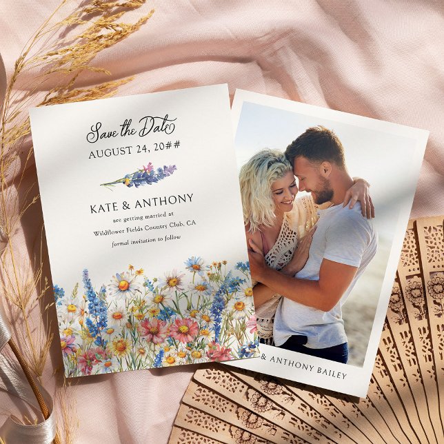 Save The Date Mariage photo du Fiançailles du Fleur sauvage du p (Save the Date with Photo from the Country Wildflower Wedding Collection by Darling & May)