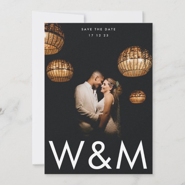 Save The Date Monogramme blanc ultra moderne Gras QR Code Retour (Devant)
