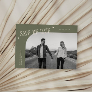 Save The Date Photo à encadrement courbe Simple Heart vert sauge