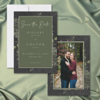 Photo de mariage hivernal élégant avec pin et baie