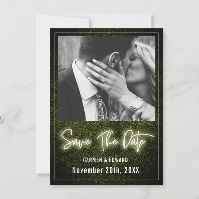 Save The Date Photo Mariage en bois blanc Neon Boxwood (Devant)