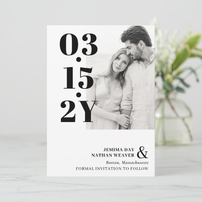 Save The Date Photo moderne Black Bold Typographie (Debout devant)