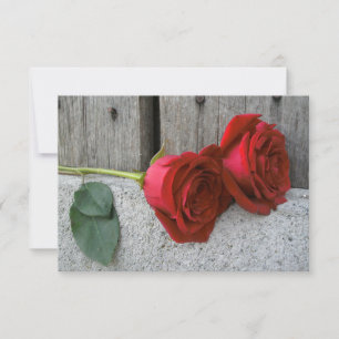 Save The Date Roses rouges & Mariage en bois d'écorce Enregistre
