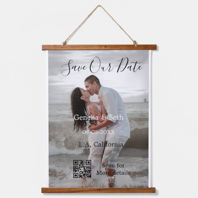 Save the date simple minimal QR scan code details  Wandteppich Mit Holzrahmen (Vorderseite)