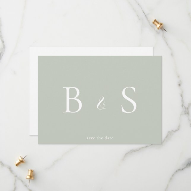 Save The Date Simple Sage & Blanc Monogramme QR Code Enregistrer (Devant/Arrière en situation)