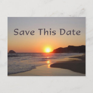 Save the Date Sun Setting on Beach Postcard Ankündigungspostkarte