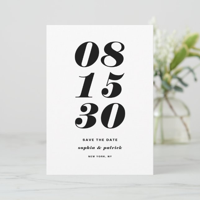 Save The Date Typographie Gras Italique Noir et Blanc (Debout devant)
