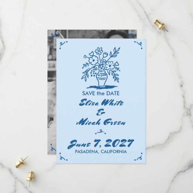 Save The Date Vase florale Rustique Whimsical croquis bleu photo (Devant/Arrière en situation)