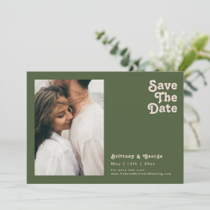Save The Date Vibes rétro simples Olive Green Photo horizontal