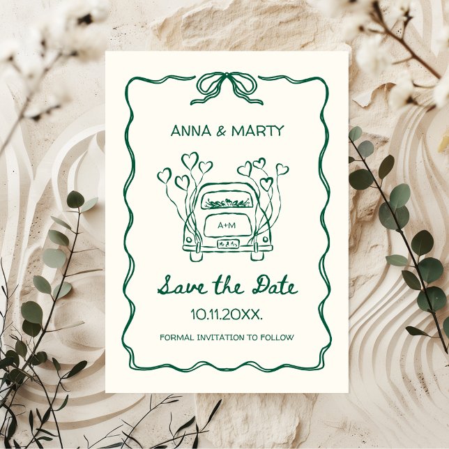Save The Date Voiture de mariage à arc unique vert sauge dessiné (Unique Funky Quirky Hand-drawn Green Save the Date with Hand-illustrated Wedding Car and handwriting)