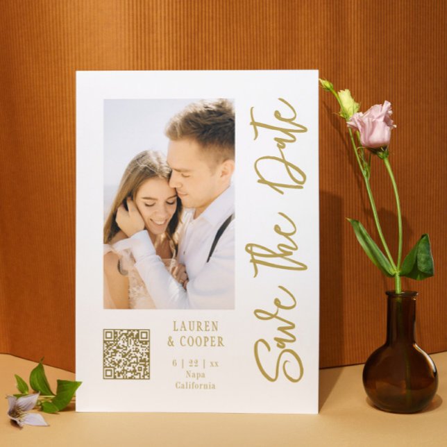 Save The Date White Gold Stylish Modern Wedding Magnetkarte (Von Creator hochgeladen)