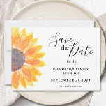 Save the Date-Wiedersehen-Blumen-Karte Save The Date<br><div class="desc">Frag deiner Familie, Save the Date für ihre Wiedersehen mit dieser rustikalen Blume Save the Date-Karte für ihre Familie. Es verfügt über eine Aquarellblume in Gelb- und Orangetönen. Einfach mit Ihrem Namen und Ihren Details anpassbar. Weil wir unsere eigenen Kunstwerke erstellen, werden Sie dieses exakte Bild von anderen Designern nicht...</div>